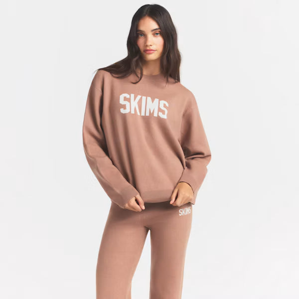 logo pullover