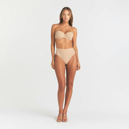 STRAPLESS BRA