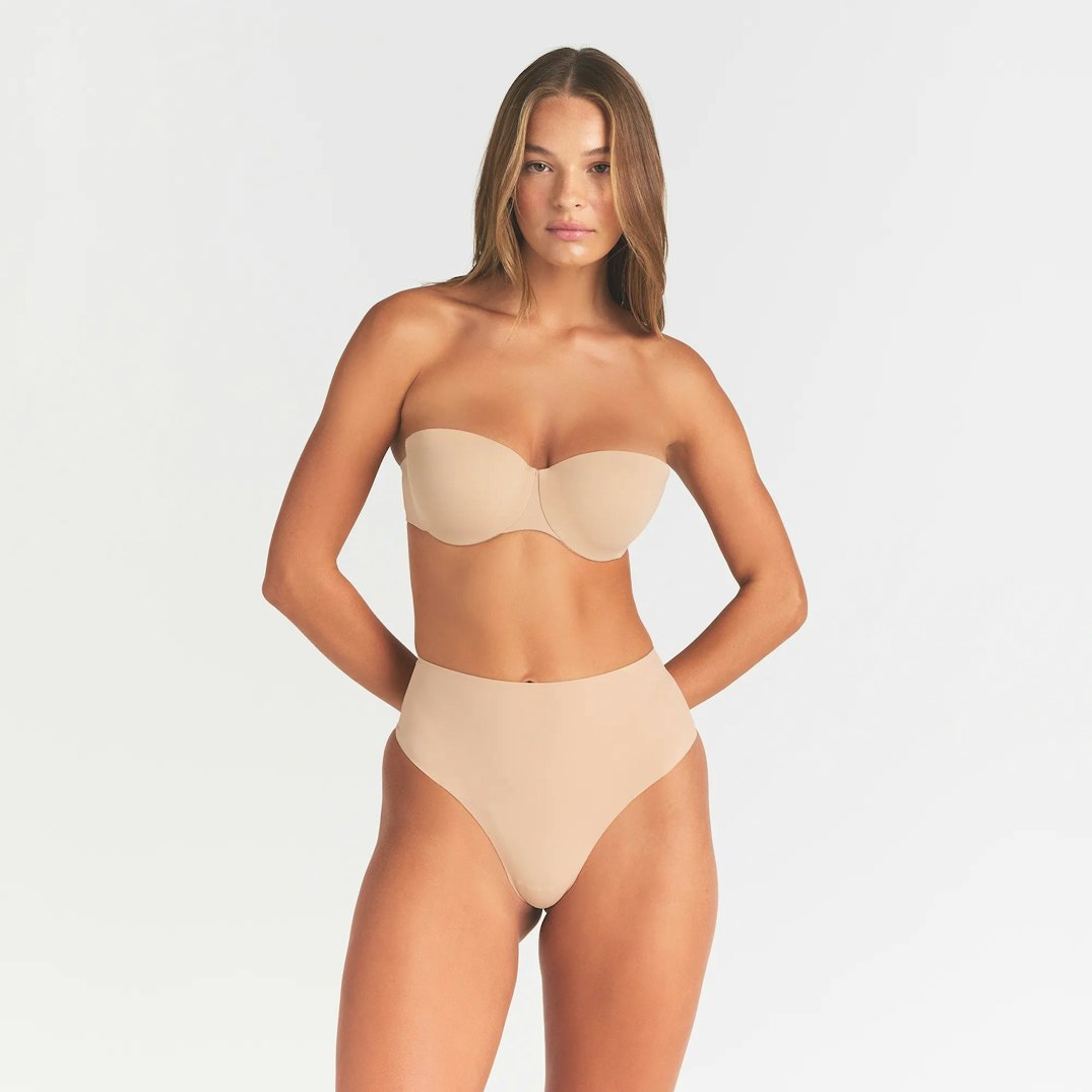 STRAPLESS BRA