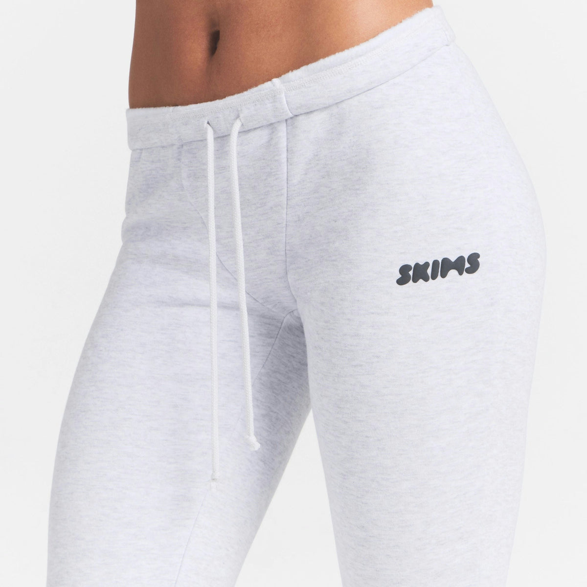 legging with embossed logo