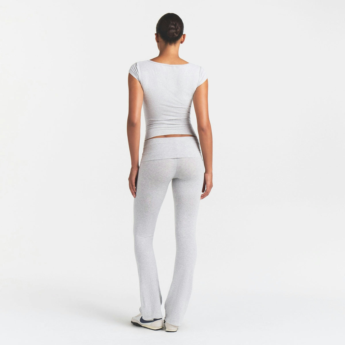 scoop neck t-shirt