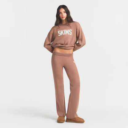logo pullover