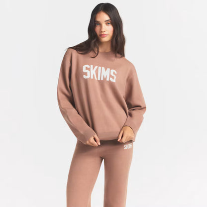 logo pullover