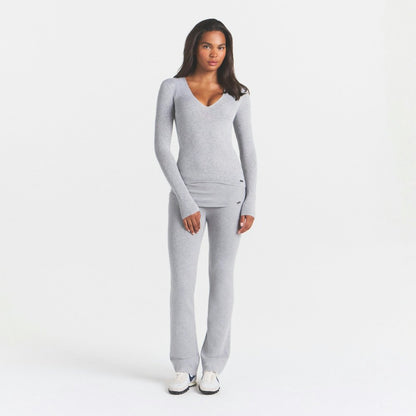 long sleeve v neck