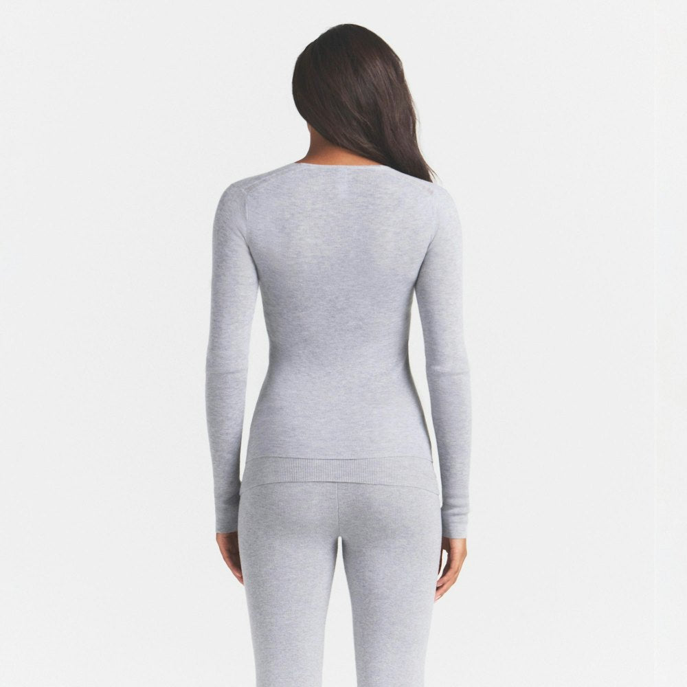 long sleeve v neck