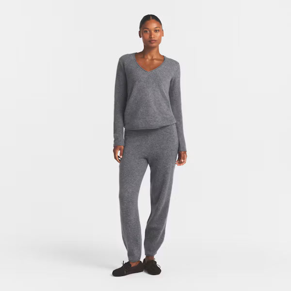 v-neck pullover